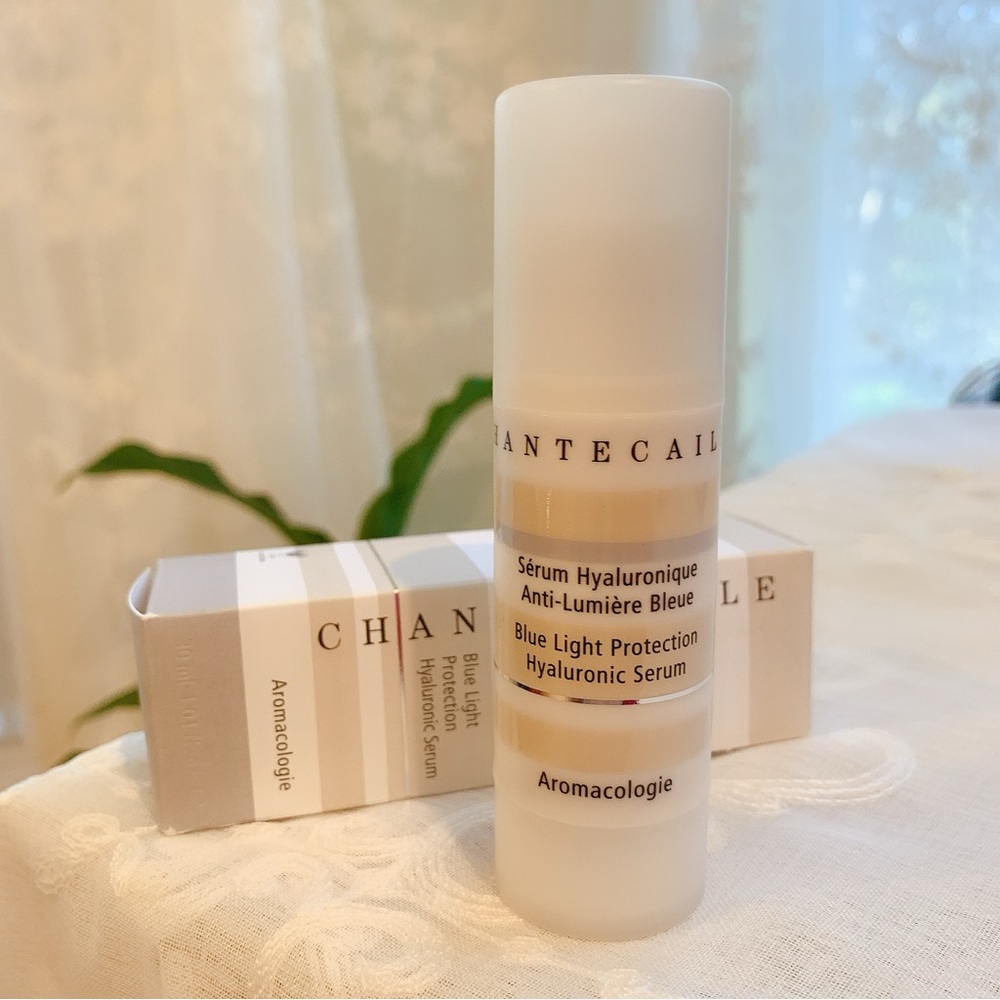 Chantecaille Blue Light Protection Hyaluronic Serum
